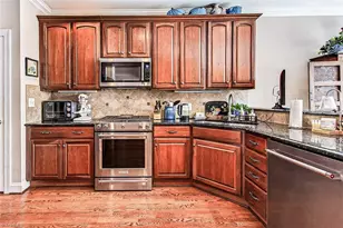 5504 7 Gates Dr, Greensboro, NC 27410 - Photo 13