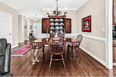 5504 Seven Gates Drive, Greensboro, NC 27410 - Photo 9