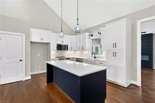 5405 Monterey Glen Ct, Browns Summit, NC 27214 - Photo 7