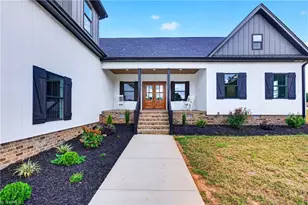 5405 Monterey Glen Ct, Browns Summit, NC 27214 - Photo 3
