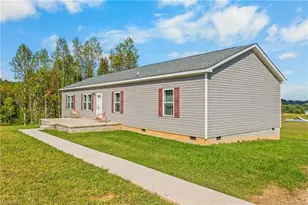 667 Jessup Grove Church Rd, Pilot Mountain, NC 27041 - Photo 5