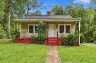 1415 Pointer St, Roxboro, NC 27573 - Photo 1