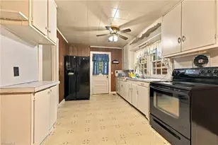 1415 Pointer St, Roxboro, NC 27573 - Photo 33