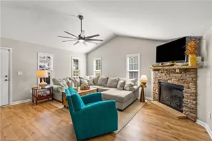 222 Santa Fe Cir, Thomasville, NC 27360 - Photo 7