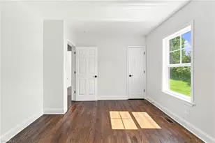 1908 Woodland Ave, Burlington, NC 27215 - Photo 23