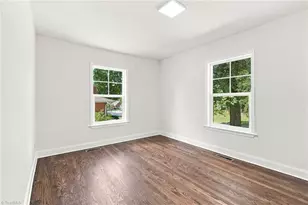 1908 Woodland Ave, Burlington, NC 27215 - Photo 17