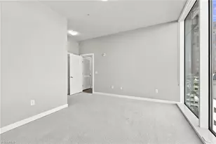 201 N Elm St, Greensboro, NC 27401 - Photo 23
