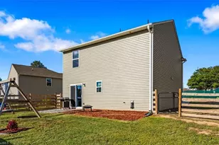 245 Mitchell St, Walnut Cove, NC 27052 - Photo 35
