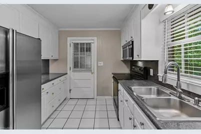 1609 Bolingbroke Road, High Point, NC 27265 - Photo 9