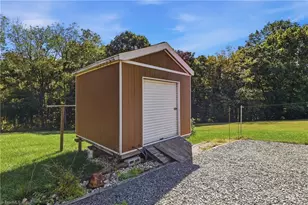 2197 Cedarwood Ct, Asheboro, NC 27205 - Photo 21