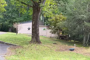 71 Lakewood Ln, Sparta, NC 28675 - Photo 33