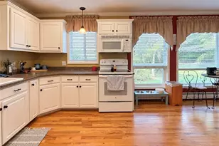71 Lakewood Ln, Sparta, NC 28675 - Photo 21
