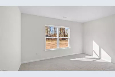 1602 String Drive, Winston-Salem, NC 27107 - Photo 25