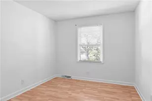 108 Hinshaw Ave, Yadkinville, NC 27055 - Photo 11
