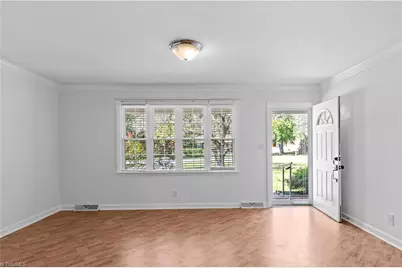 108 Hinshaw Avenue, Yadkinville, NC 27055 - Photo 3