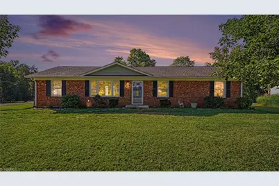 178 Fisher Street, Lexington, NC 27292 - Photo 1