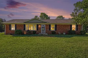 178 Fisher St, Lexington, NC 27292 - Photo 1