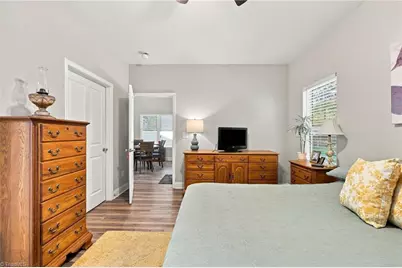 712 W Lee Avenue #8, Yadkinville, NC 27055 - Photo 13