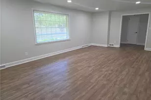 2443 Greenwich Rd, Winston-Salem, NC 27104 - Photo 7