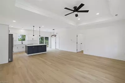 425 N Smith Street, Liberty, NC 27298 - Photo 5