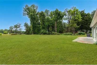 425 N Smith Street, Liberty, NC 27298 - Photo 25