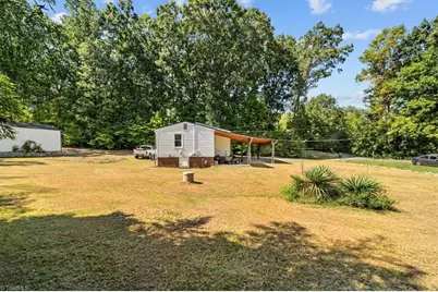 646 Hawthorne Drive, Asheboro, NC 27205 - Photo 25
