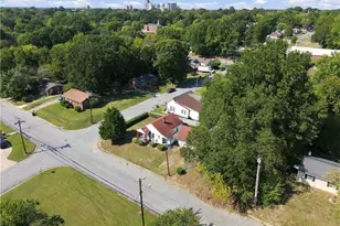 1113 Benjamin Benson St, Greensboro, NC 27406 - Photo 27