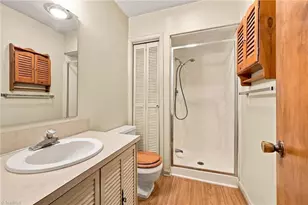 819 Carolina Ave, Thomasville, NC 27360 - Photo 13