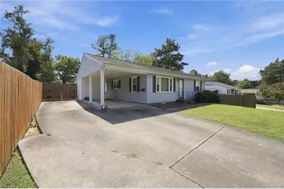 819 Carolina Avenue, Thomasville, NC 27360 - Photo 3