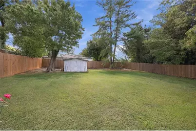 819 Carolina Avenue, Thomasville, NC 27360 - Photo 29