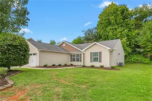 2848 Barksdale Dr, Haw River, NC 27258 - Photo 3