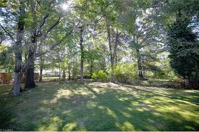 941 Brownwood Drive, Winston-Salem, NC 27105 - Photo 17