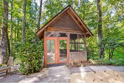 8005 Eastridge Road, Oak Ridge, NC 27310 - Photo 41