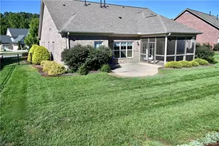 5435 Fern Bank Cir, Winston-Salem, NC 27106 - Photo 5