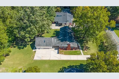 1777 Robinhood Drive, Burlington, NC 27217 - Photo 35