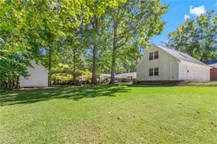 1777 Robinhood Dr, Burlington, NC 27217 - Photo 27