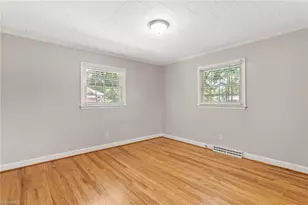 1777 Robinhood Dr, Burlington, NC 27217 - Photo 15