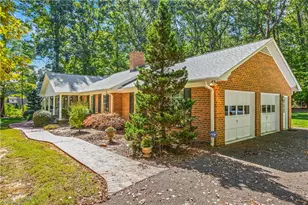 182 Ridgewood Dr, Mount Airy, NC 27030 - Photo 3