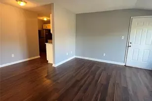 517 Market St, Graham, NC 27253 - Photo 5