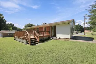 625 Holly St, Burlington, NC 27217 - Photo 21