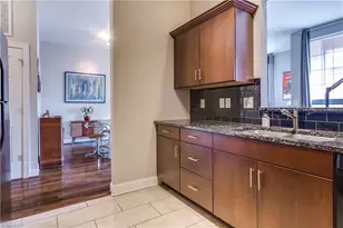 360 S Elm St, Greensboro, NC 27401 - Photo 13
