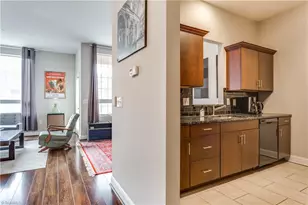 360 S Elm St, Greensboro, NC 27401 - Photo 11