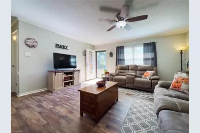 4851 Westray Lane, Walkertown, NC 27051 - Photo 5