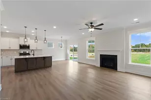 1103 Kilby Rd, Greensboro, NC 27405 - Photo 15