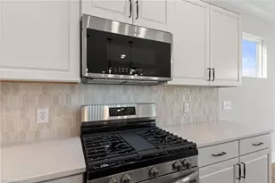 1103 Kilby Rd, Greensboro, NC 27405 - Photo 11