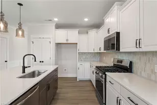 1103 Kilby Rd, Greensboro, NC 27405 - Photo 9