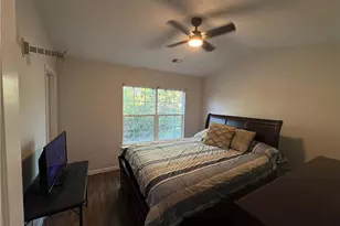 4712 Chestfield Ln, Greensboro, NC 27407 - Photo 15