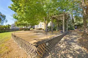 2926 Shady View Dr, High Point, NC 27265 - Photo 37