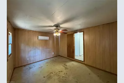 118 Hamlet Place, Ronda, NC 28670 - Photo 17