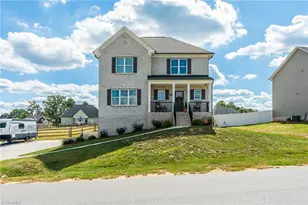 360 Wynnfall Dr, Lexington, NC 27295 - Photo 1